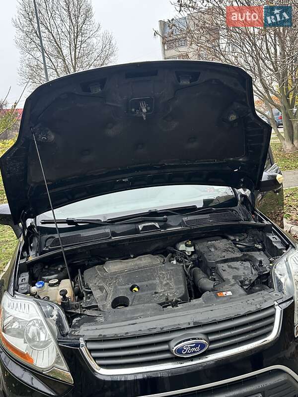 Позашляховик / Кросовер Ford Kuga 2011 в Києві фото 8 Позашляховик / Кросовер Ford Kuga 2011 в Києві