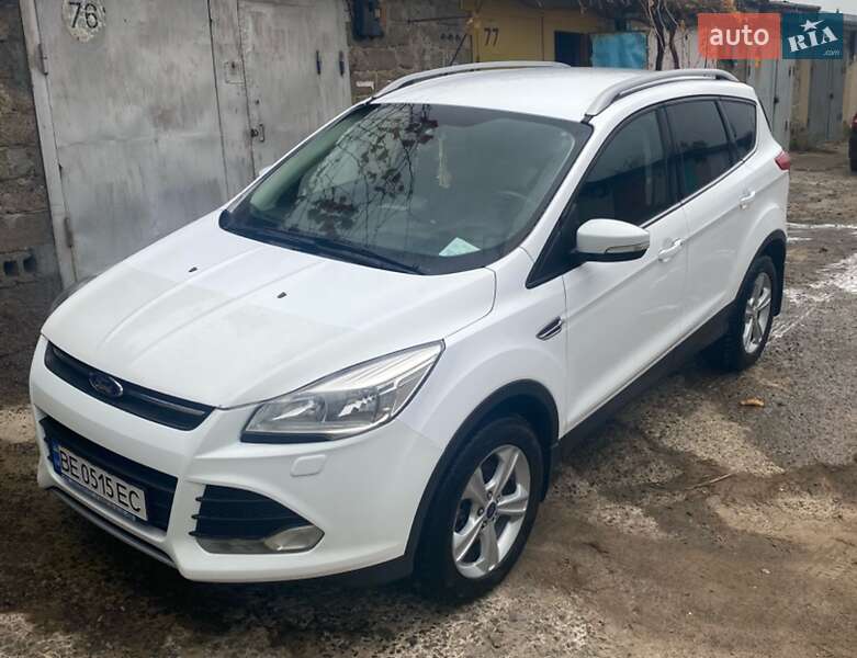 Ford Kuga 2015