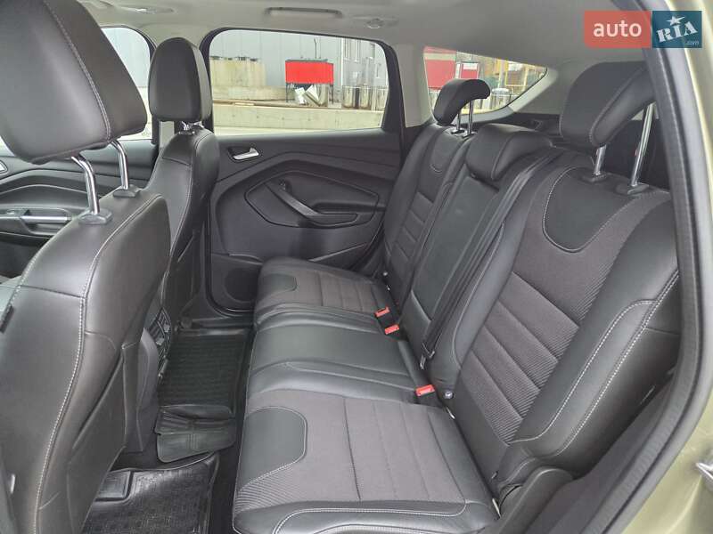 Внедорожник / Кроссовер Ford Kuga 2013 в Луцке