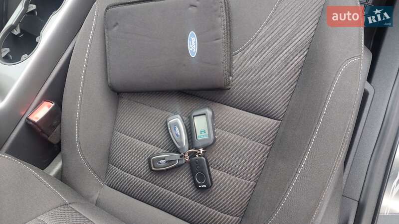 Позашляховик / Кросовер Ford Kuga 2016 в Вінниці фото 62 Позашляховик / Кросовер Ford Kuga 2016 в Вінниці