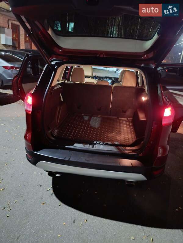 Внедорожник / Кроссовер Ford Kuga 2014 в Чернигове