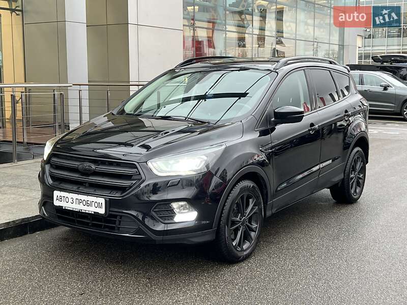 Внедорожник / Кроссовер Ford Kuga 2019 в Киеве фото 3 Внедорожник / Кроссовер Ford Kuga 2019 в Киеве