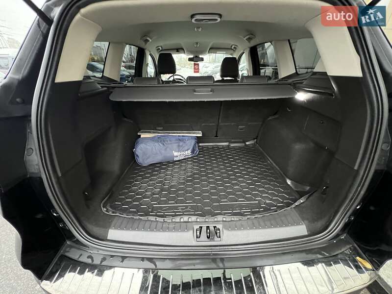 Внедорожник / Кроссовер Ford Kuga 2019 в Киеве фото 18 Внедорожник / Кроссовер Ford Kuga 2019 в Киеве