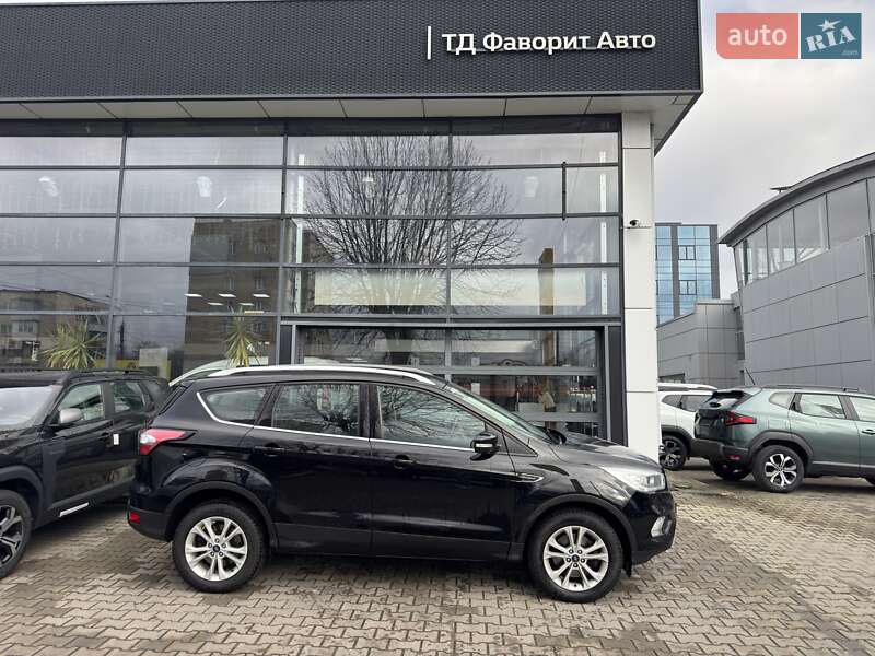 Внедорожник / Кроссовер Ford Kuga 2019 в Хмельницком фото 3 Внедорожник / Кроссовер Ford Kuga 2019 в Хмельницком