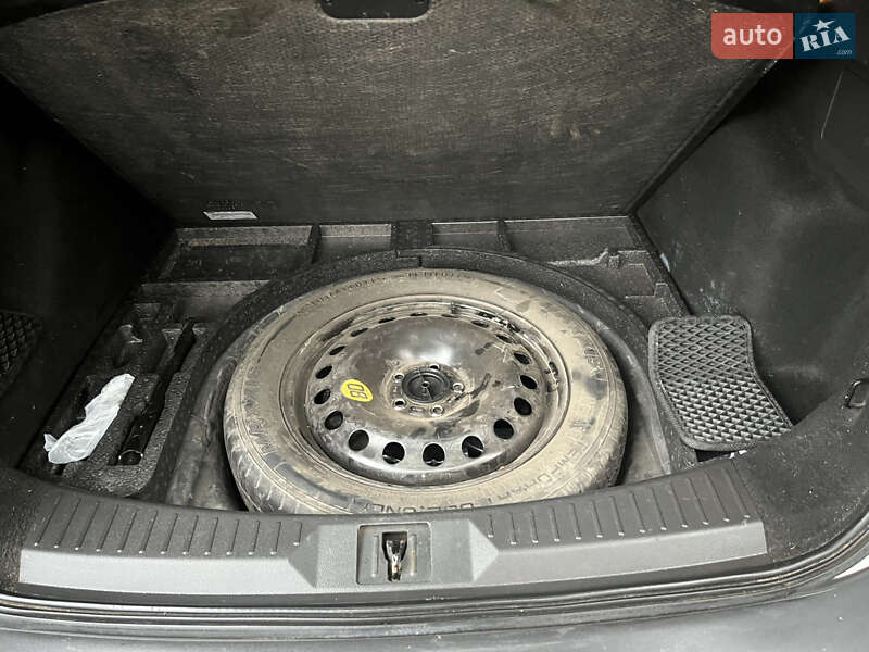 Внедорожник / Кроссовер Ford Kuga 2013 в Хмельницком фото 16 Внедорожник / Кроссовер Ford Kuga 2013 в Хмельницком