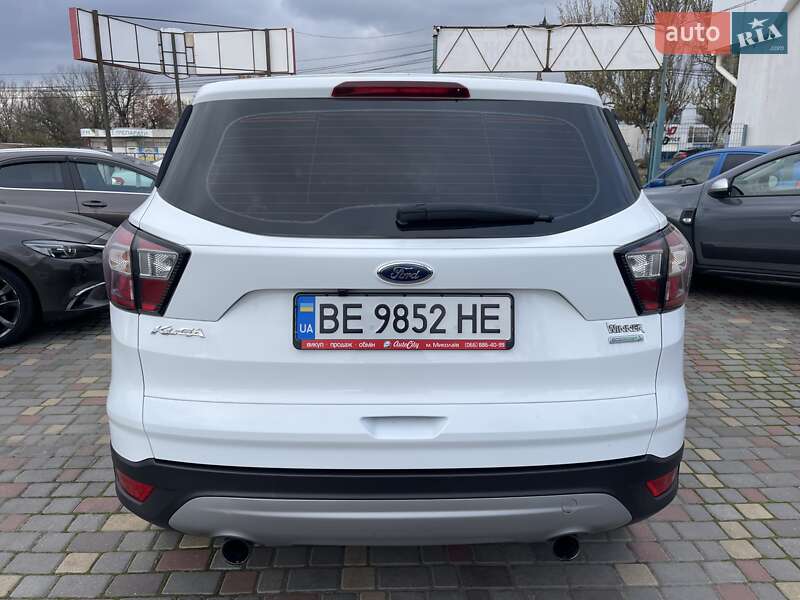 Позашляховик / Кросовер Ford Kuga 2016 в Миколаєві