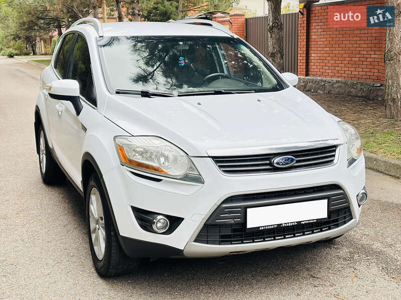 Позашляховик / Кросовер Ford Kuga 2011 в Дніпрі фото 28 Позашляховик / Кросовер Ford Kuga 2011 в Дніпрі