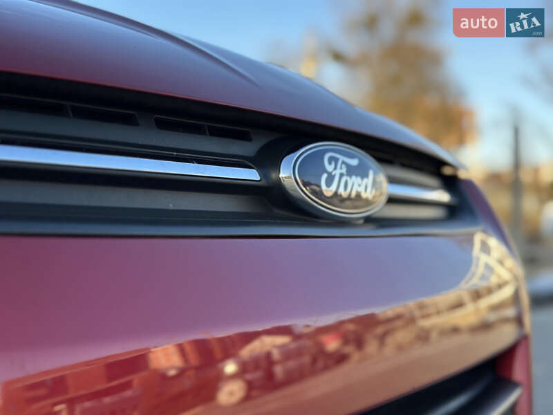 Внедорожник / Кроссовер Ford Kuga 2015 в Львове фото 22 Внедорожник / Кроссовер Ford Kuga 2015 в Львове