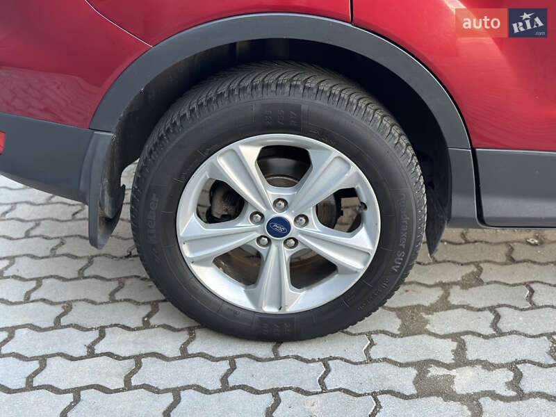 Внедорожник / Кроссовер Ford Kuga 2015 в Львове фото 76 Внедорожник / Кроссовер Ford Kuga 2015 в Львове