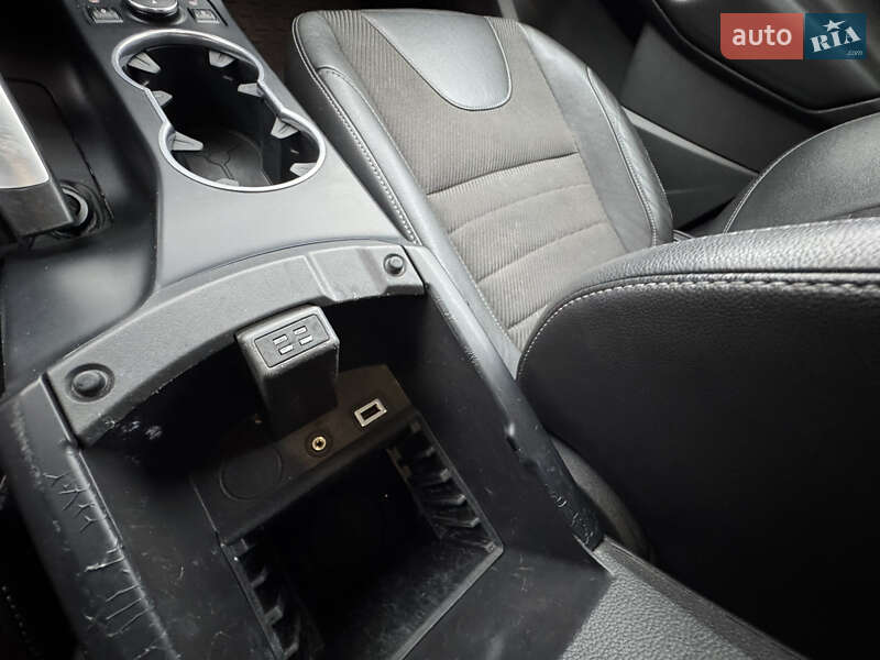 Позашляховик / Кросовер Ford Kuga 2015 в Житомирі