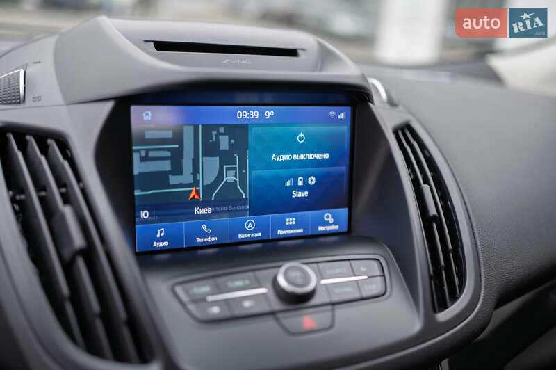 Позашляховик / Кросовер Ford Kuga 2019 в Києві