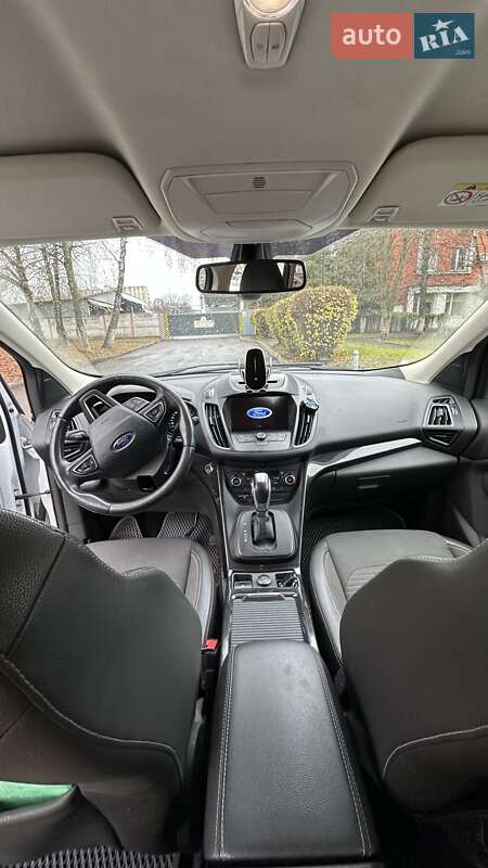 Позашляховик / Кросовер Ford Kuga 2019 в Хмельницькому