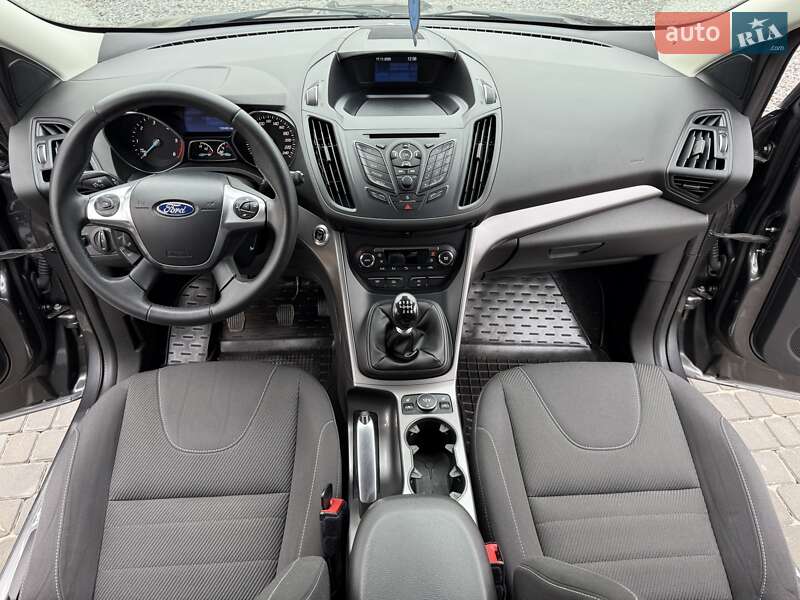 Позашляховик / Кросовер Ford Kuga 2016 в Вінниці фото 28 Позашляховик / Кросовер Ford Kuga 2016 в Вінниці