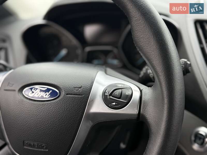 Позашляховик / Кросовер Ford Kuga 2016 в Вінниці фото 46 Позашляховик / Кросовер Ford Kuga 2016 в Вінниці