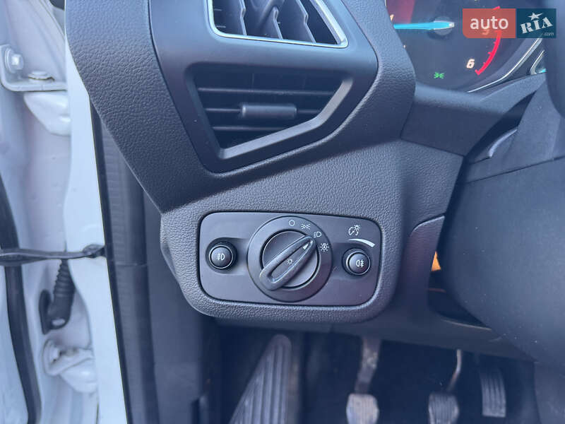 Внедорожник / Кроссовер Ford Kuga 2016 в Стрые фото 48 Внедорожник / Кроссовер Ford Kuga 2016 в Стрые