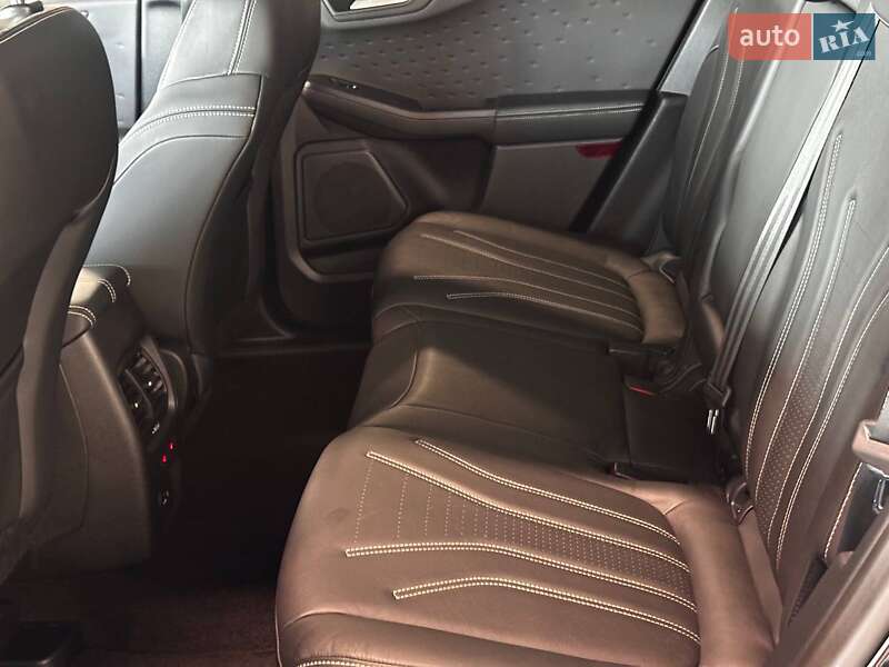 Позашляховик / Кросовер Ford Kuga 2020 в Львові