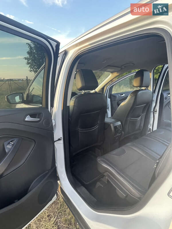 Позашляховик / Кросовер Ford Kuga 2013 в Львові