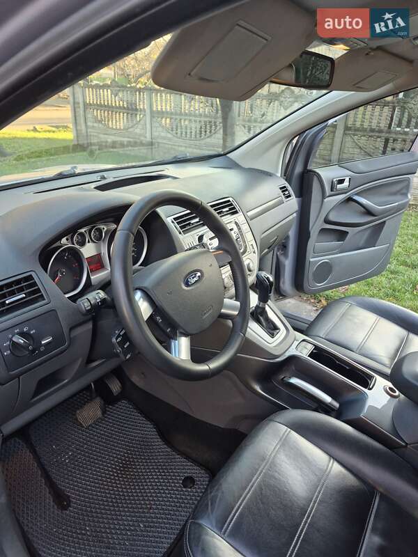 Внедорожник / Кроссовер Ford Kuga 2013 в Черкассах