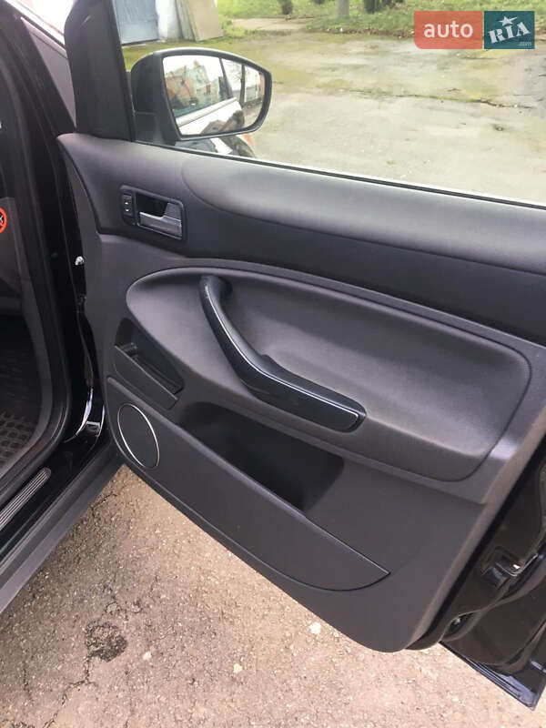 Внедорожник / Кроссовер Ford Kuga 2011 в Житомире