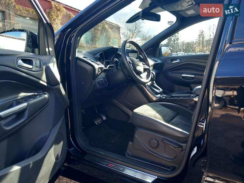 Внедорожник / Кроссовер Ford Kuga 2018 в Львове