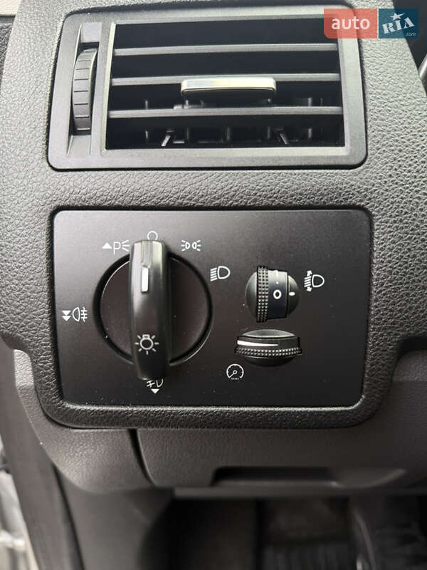 Внедорожник / Кроссовер Ford Kuga 2012 в Киеве