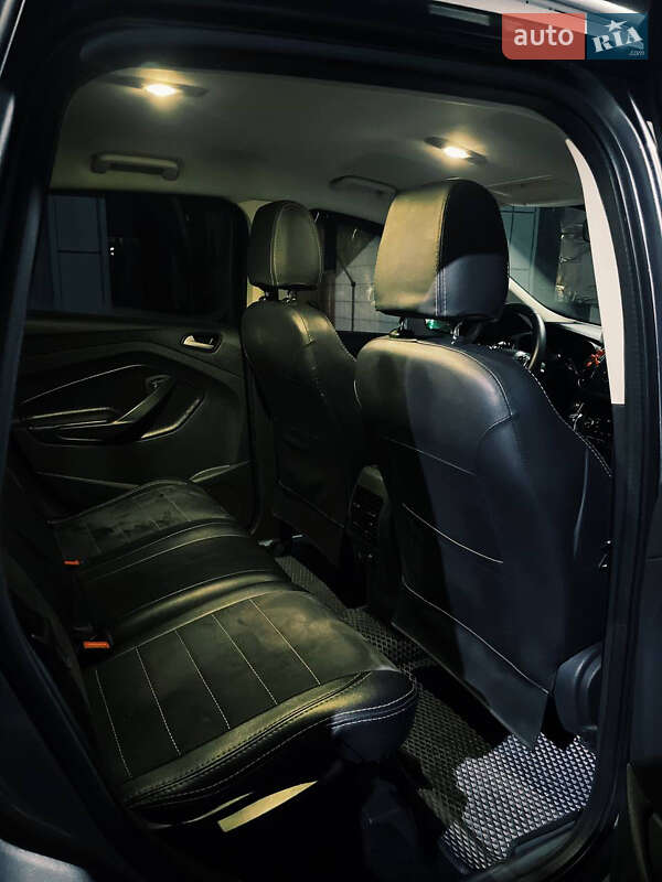 Внедорожник / Кроссовер Ford Kuga 2013 в Хмельницком