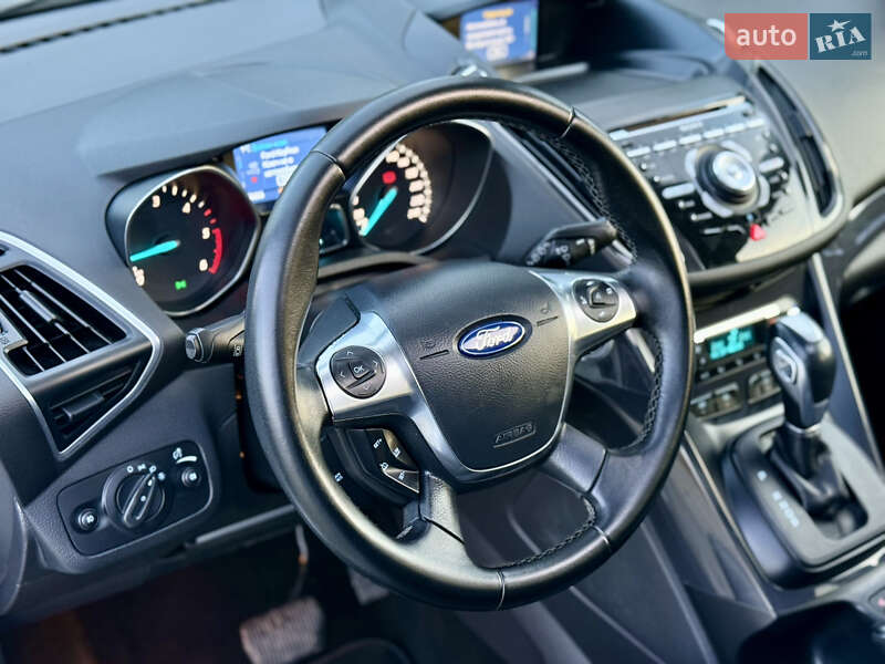 Позашляховик / Кросовер Ford Kuga 2014 в Дубні