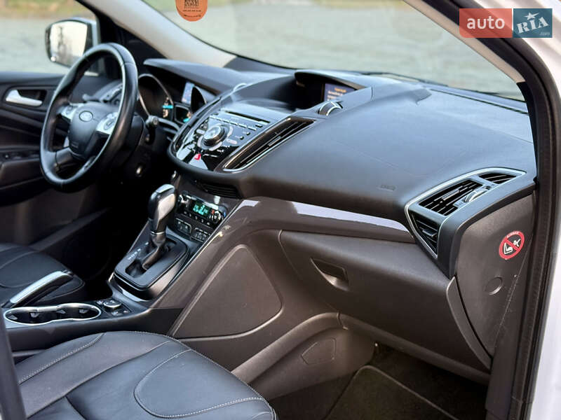 Позашляховик / Кросовер Ford Kuga 2014 в Дубні