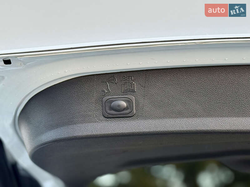 Позашляховик / Кросовер Ford Kuga 2014 в Дубні