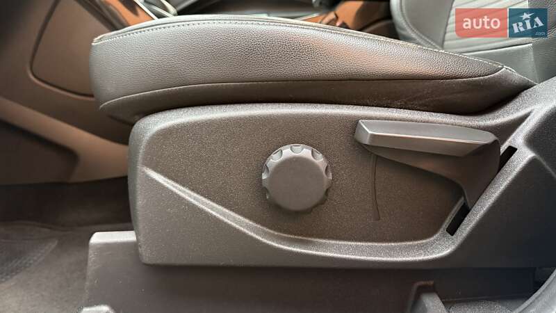 Внедорожник / Кроссовер Ford Kuga 2019 в Бершади