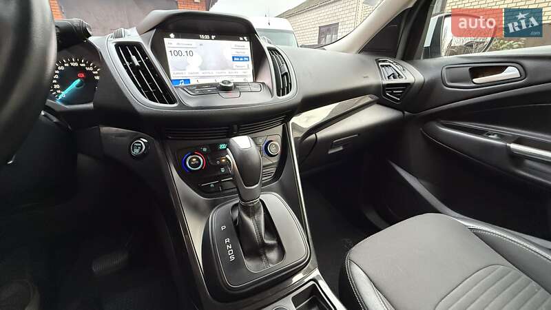 Внедорожник / Кроссовер Ford Kuga 2019 в Бершади