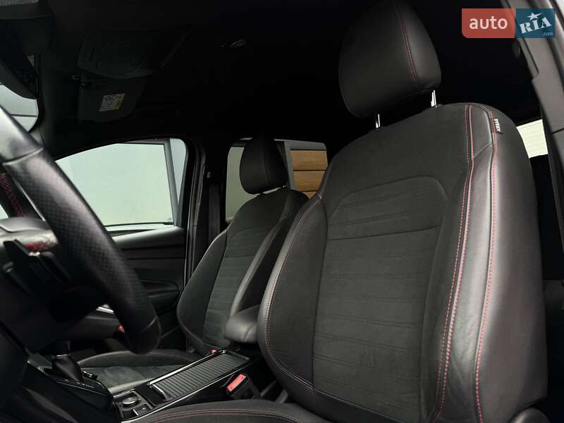 Внедорожник / Кроссовер Ford Kuga 2019 в Ровно