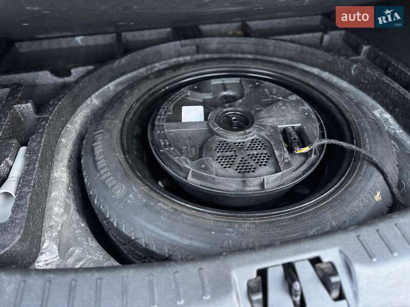 Позашляховик / Кросовер Ford Kuga 2019 в Бердичеві