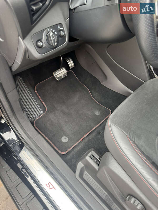 Внедорожник / Кроссовер Ford Kuga 2019 в Киеве фото 30 Внедорожник / Кроссовер Ford Kuga 2019 в Киеве