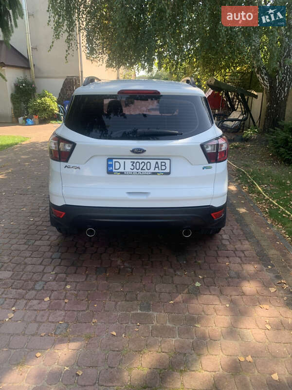 Позашляховик / Кросовер Ford Kuga 2017 в Львові фото 12 Позашляховик / Кросовер Ford Kuga 2017 в Львові