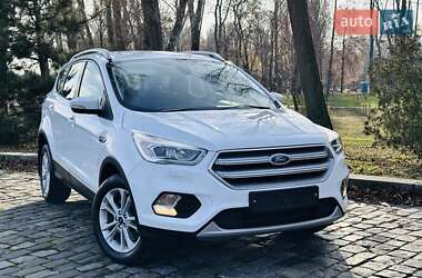Позашляховик / Кросовер Ford Kuga 2019 в Києві