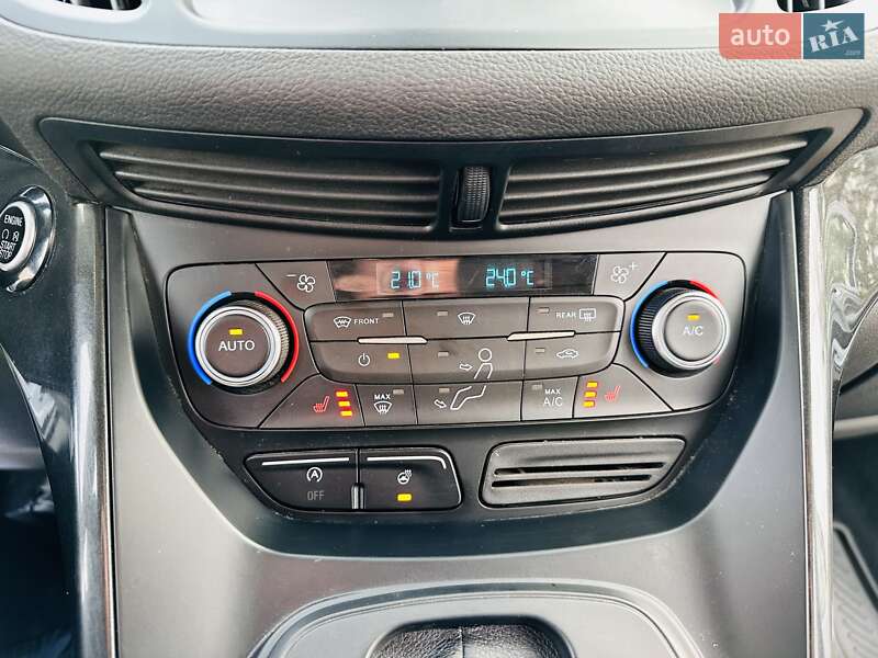 Позашляховик / Кросовер Ford Kuga 2019 в Києві