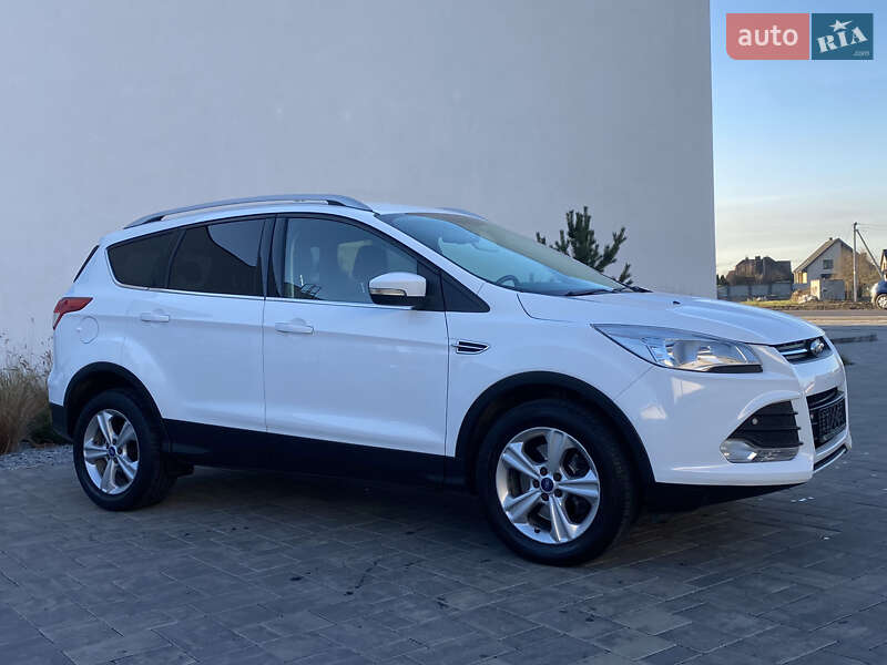 Позашляховик / Кросовер Ford Kuga 2013 в Луцьку