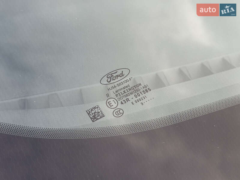 Позашляховик / Кросовер Ford Kuga 2019 в Ужгороді