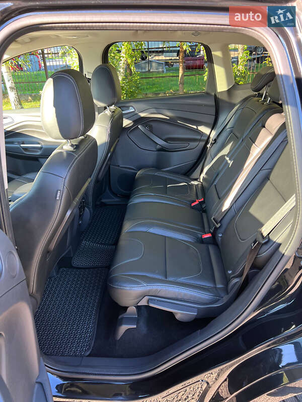 Позашляховик / Кросовер Ford Kuga 2014 в Києві