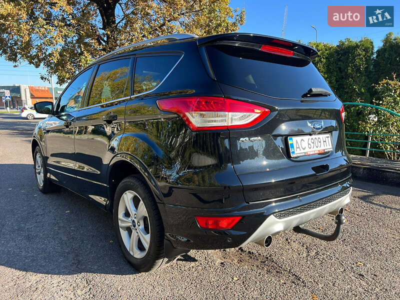 Позашляховик / Кросовер Ford Kuga 2014 в Києві