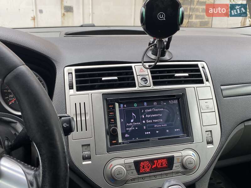 Внедорожник / Кроссовер Ford Kuga 2011 в Краснограде