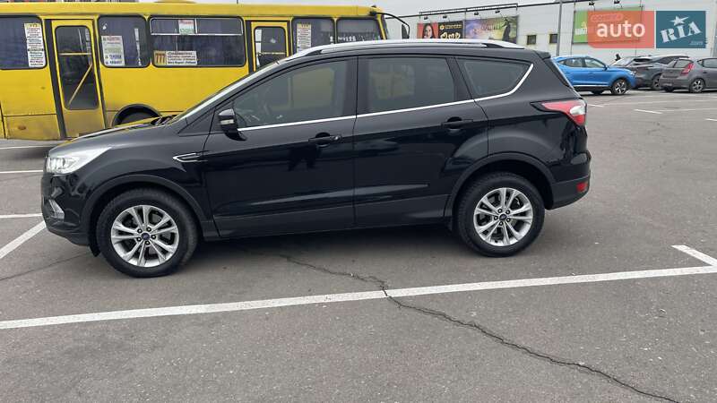 Позашляховик / Кросовер Ford Kuga 2019 в Києві фото 4 Позашляховик / Кросовер Ford Kuga 2019 в Києві