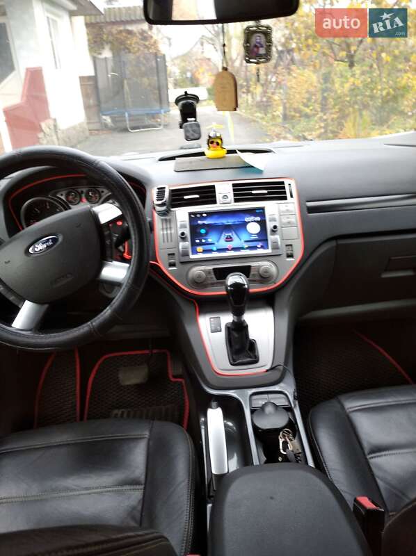 Позашляховик / Кросовер Ford Kuga 2012 в Волочиську