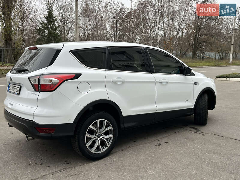 Внедорожник / Кроссовер Ford Kuga 2017 в Кременчуге фото 4 Внедорожник / Кроссовер Ford Kuga 2017 в Кременчуге