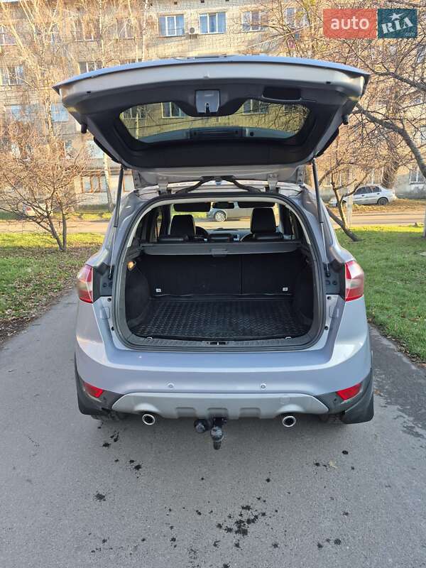 Позашляховик / Кросовер Ford Kuga 2013 в Києві