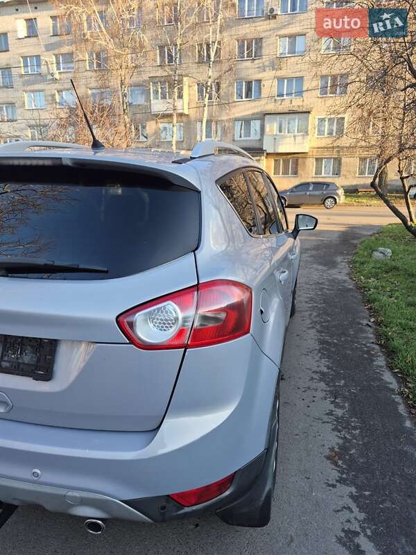 Позашляховик / Кросовер Ford Kuga 2013 в Києві