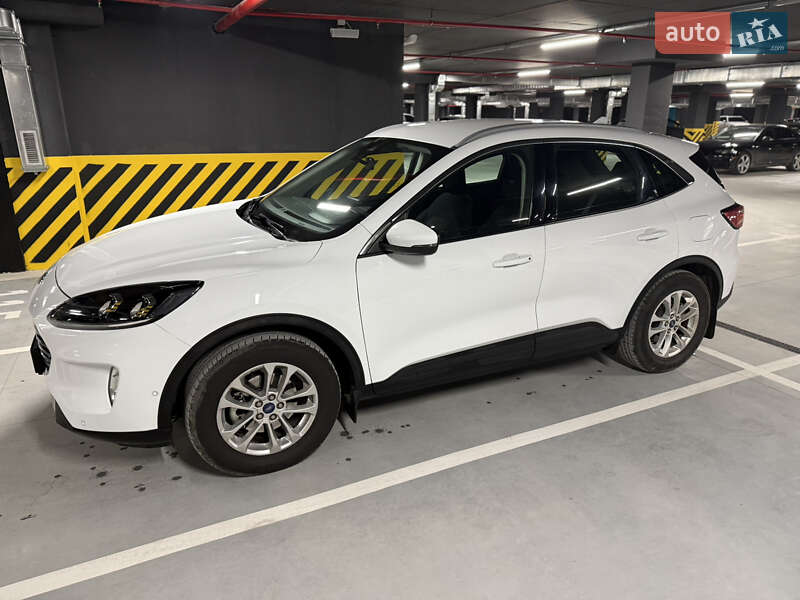 Позашляховик / Кросовер Ford Kuga 2020 в Івано-Франківську фото 9 Позашляховик / Кросовер Ford Kuga 2020 в Івано-Франківську