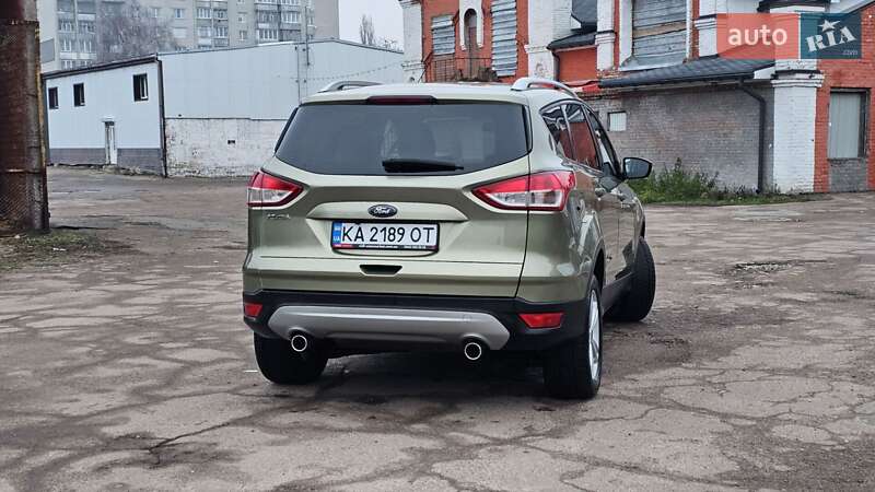 Позашляховик / Кросовер Ford Kuga 2013 в Чернігові