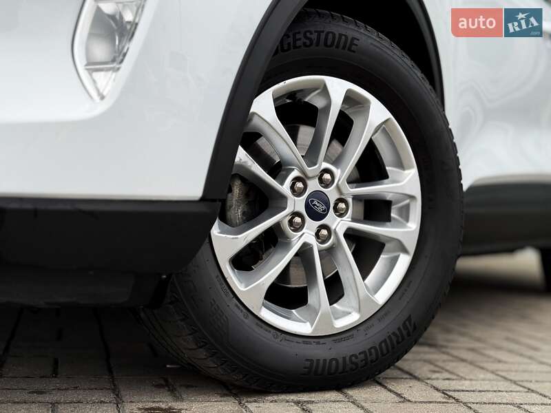 Внедорожник / Кроссовер Ford Kuga 2020 в Киеве фото 8 Внедорожник / Кроссовер Ford Kuga 2020 в Киеве